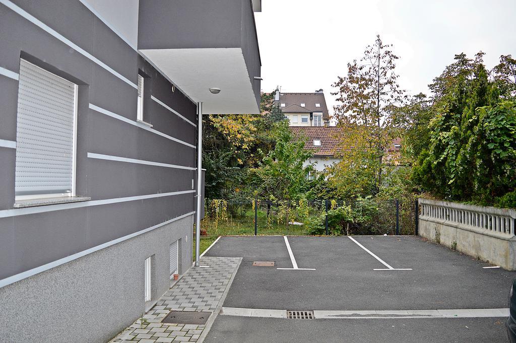 Apartments Tony Zagreb Luaran gambar